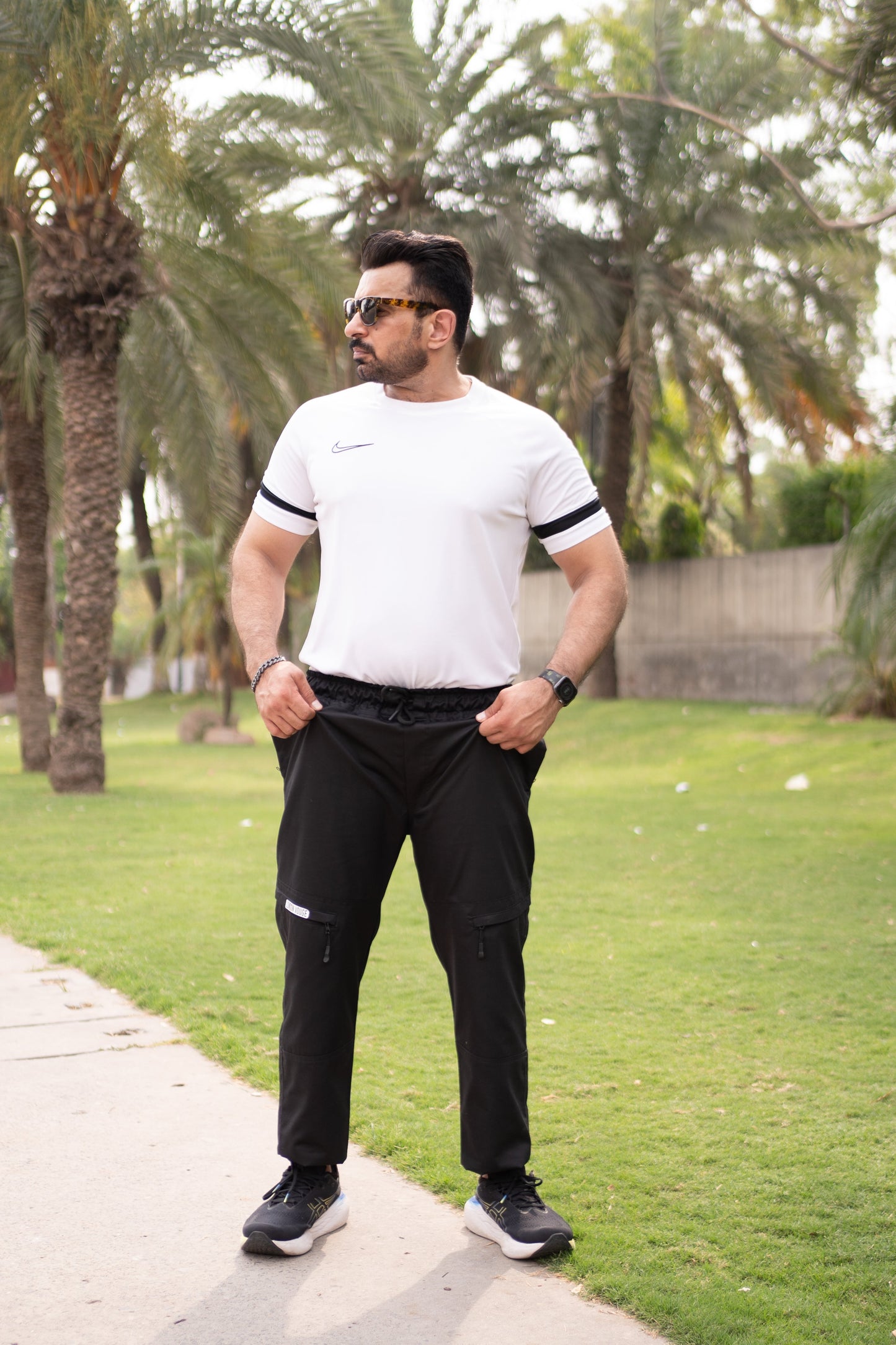 Baggy Stylish Premium Black 6 Pocket Cargo Trouser LVT-01